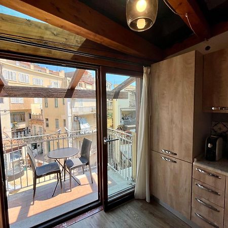 Sole Apartment Taormina Bagian luar foto